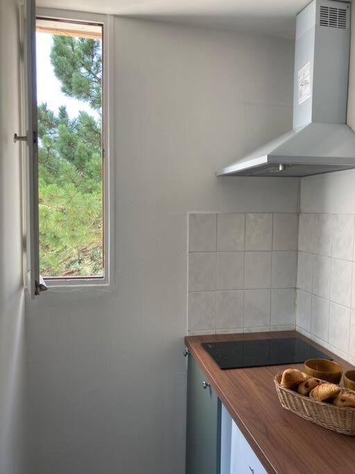 Cozy Studio With Balcony And Free Parking เอ็ก-ซอง-โพรวองซ์ ภายนอก รูปภาพ